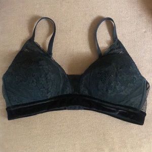 Auden bra XL black lace and velvet